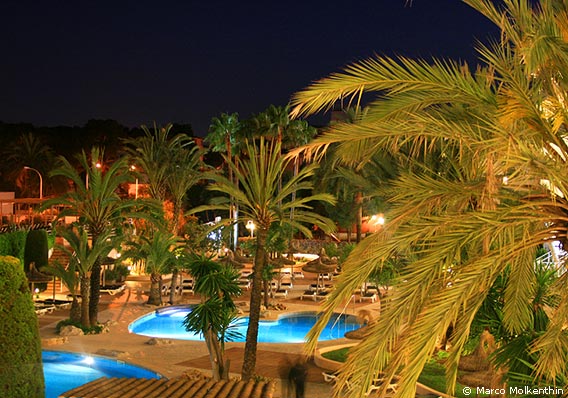 Poollandschaft von Hotel auf Mallorca